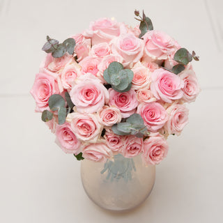 Opulent Blossom Bouquet - Pink Pink flowers - fresh-cut flowers by Bloomingmore - ideal for weddings and floral events
