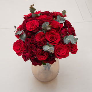 Opulent Blossom Bouquet - Red Red flowers - fresh-cut flowers by Bloomingmore - ideal for weddings and floral events