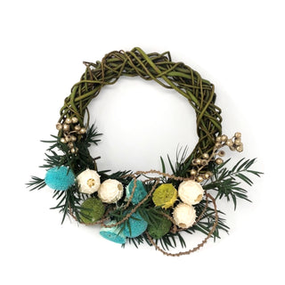 Yule Eternal Wreath Green flowers - fresh-cut flowers by Bloomingmore - perfect for gifting or decoration